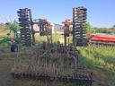 Field cultivator, cultivator, cultivator