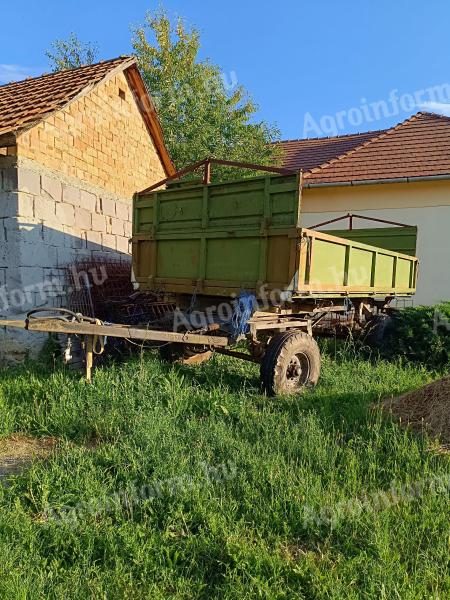 Trailer