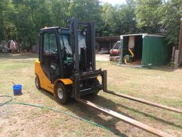 3,5 t-s gázos targonca