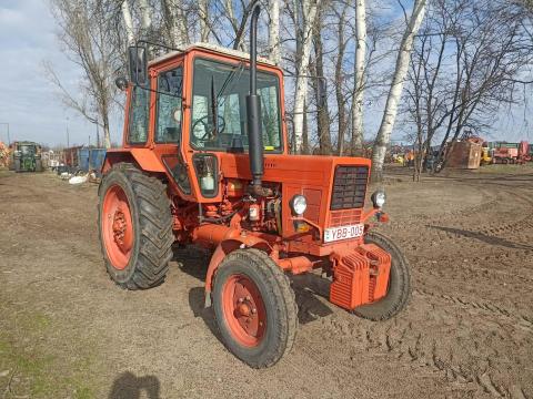 Mtz 550E traktor felezővel Mtz 550E traktor felezővel