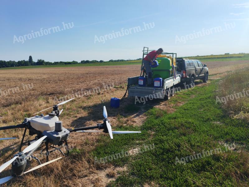 Postřik dronem