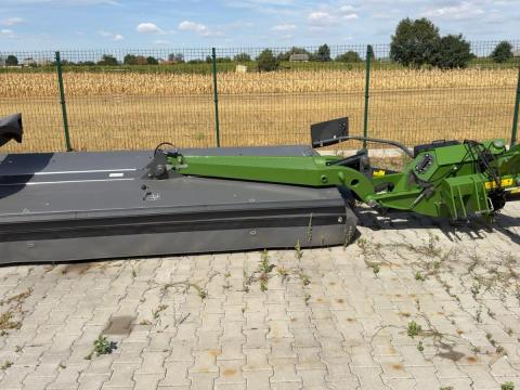 Fendt Slicer 3670 TLX demó talajkövetős kasza eladó