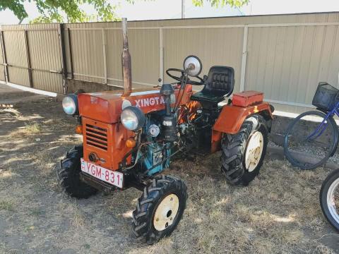 Kínai kistraktor Xingtai 140 16 LE traktor okmányokkal