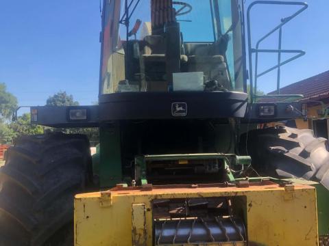 John Deere 6910 silózó John Deere 6910 silózó