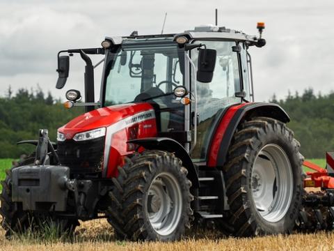 Massey Ferguson 5M.95 Dyna-4 Cab traktor, KÉSZLETEN, KEDVEZŐ ÁRON! 