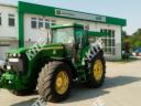 John Deere 8320