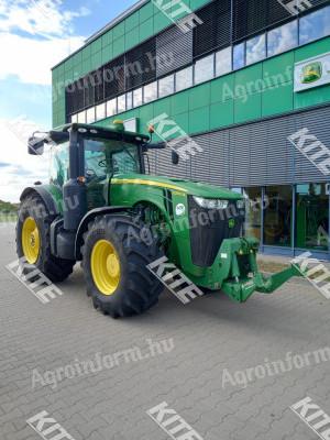 John Deere 8360R