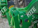 John Deere 6215R