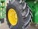 John Deere W650