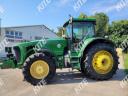 John Deere 8220