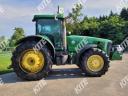 John Deere 8220