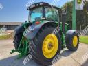 John Deere 6210R