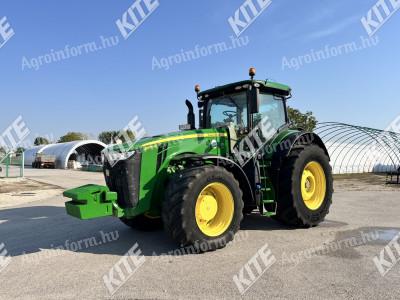 John Deere 8370R