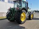 John Deere 8130