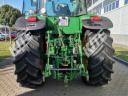 John Deere 8130