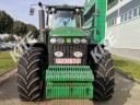 John Deere 8230