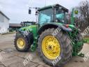 John Deere 8130