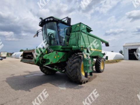 John Deere T660 John Deere T660