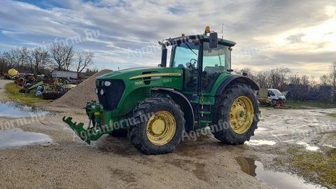 John Deere 7830 traktor