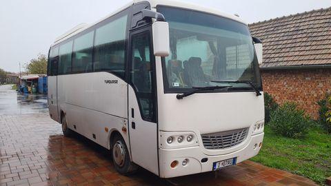 Isuzu Turquoise 26