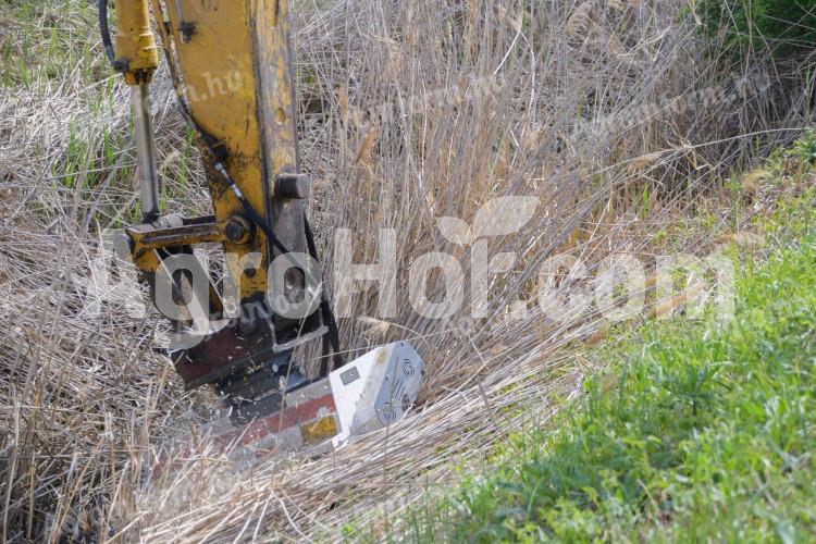 AARDENBURG 80 cm-es szárzúzó forgókotró gépekhez