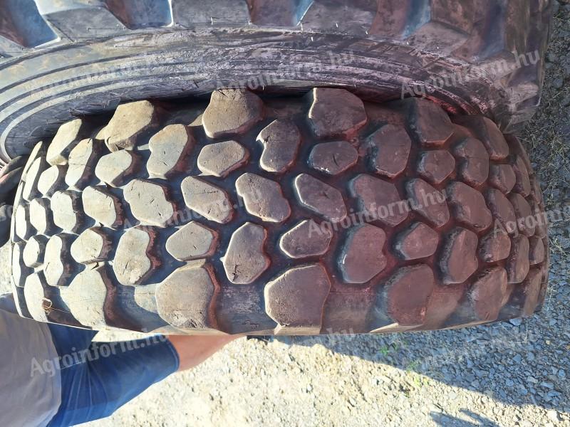 12,5R20 (335/80R20) CONTINENTAL MPT 81 147 K 
