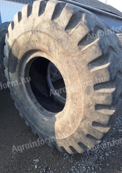 23,5-25 Kumho   