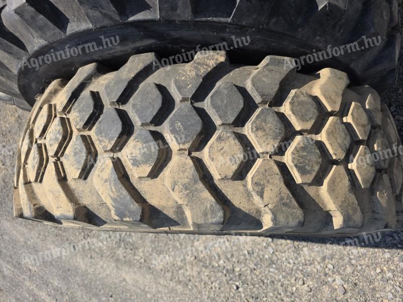 12,5R20 Continental 