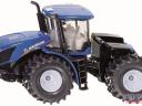 New Holland T9.560 derékcsuklós traktor silószállító pótkocsival Siku