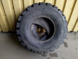köpeny+tömlő 21x8-9 solideal 14PR
