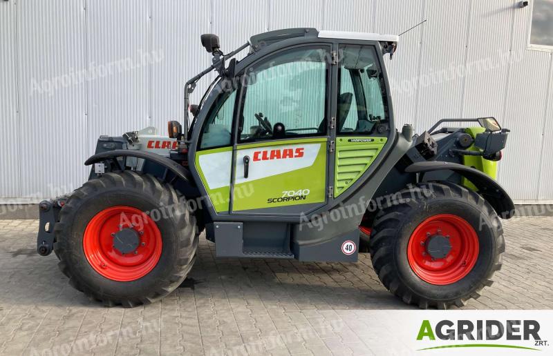 Claas Scorpion 7040