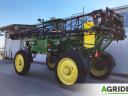 John Deere 4830