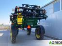 John Deere 4830