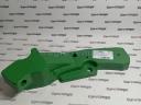 L101453 John Deere Lengőblokk lemez, bal oldal