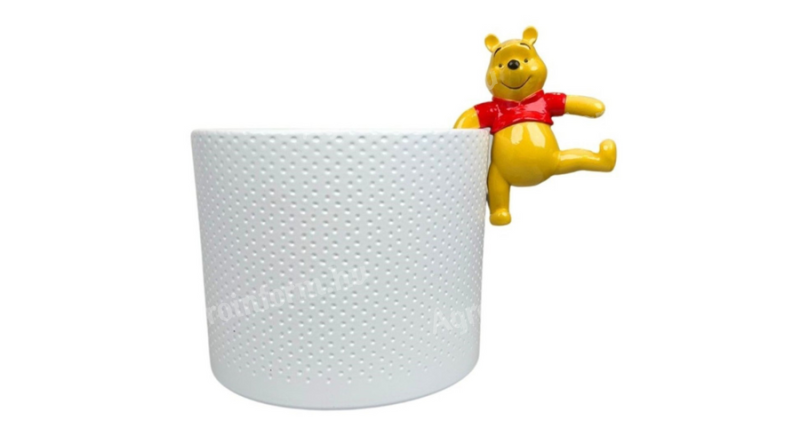 Micimackó figura cserépre