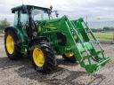 ÚJ homlokrakodó EURO felfogatással. John Deere 5085M, 5090M, 5100M traktorokhoz, joystick, párhuzamos szintezés, lengéscsillapítás, 1600 kg