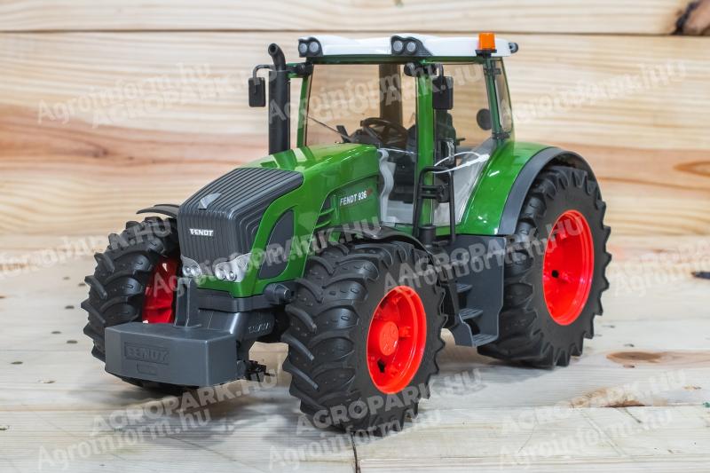 ÚJ Fendt 936 Vario játéktraktor. valósághű funkciók, strapabíró kialakítás ABS műanyagból, 3 éves kortól ajánlott, 1:16 méretarány