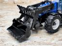 ÚJ New Holland T7.315 játék homlokrakodóval. valósághű funkciók,strapabíró kialakítás ABS műanyagból, 4 éves kortól ajánlott, 1:16 méretarány