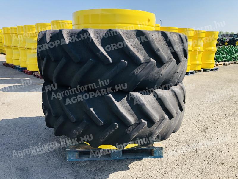 Ikerkerék szett Goodyear 620/70R42 gumizással. 20x42-es ikerfelni 254 mm-es távtartóval, használt Goodyear gumiabroncs, 12 db szerelék