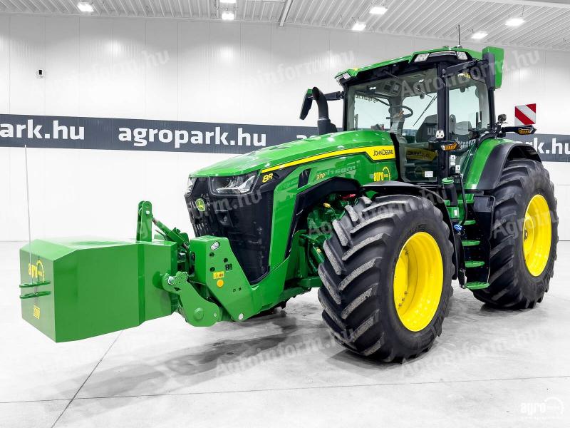 John Deere 8R 370 (1751 üzemórás) 50 km/h, full AutoTrac, 318 lit. szivattyú