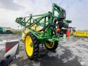 John Deere 724 permetező, 12/18 m-es kerettel, 2400 literes tartállyal