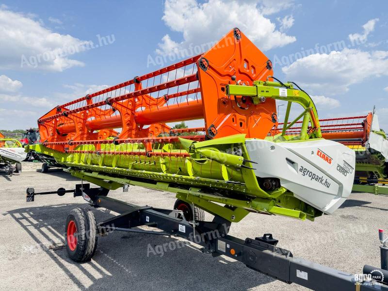 Claas Cerio 560 5,6 m-es gabona vágóasztal szállítókocsival, Claas Lexion és Tucano felfogatással