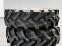 Állítható kerék szett  420/85R28 és 520/85R38 gumizással. John Deere 6 hengeres traktorokhoz, John Deere gyári állítható felnivel