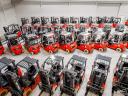 ÚJ HELI 3,5 tonnás Li-ion elektromos targonca 3,3 méteres emeléssel négytámaszú lítium-ionos elektromos targonca, 3500 kg teherbírás, 3,3 m emelés, 15 km/h