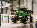 ÚJ emelő szett John Deere 4730 és 4830 permetezőgépekhez. 193 cm hasmagassághoz (alap magassághoz képest +41 cm ), szükséges kiegészítőkkel