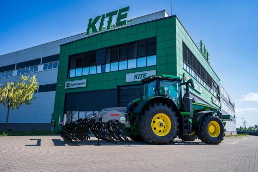 A redukált talajművelés megoldásai: Az ERMO lazítóival és rövidtárcsáival frissíti kínálatát a KITE A redukált talajművelés megoldásai: Az ERMO lazítóival és rövidtárcsáival frissíti kínálatát a KITE